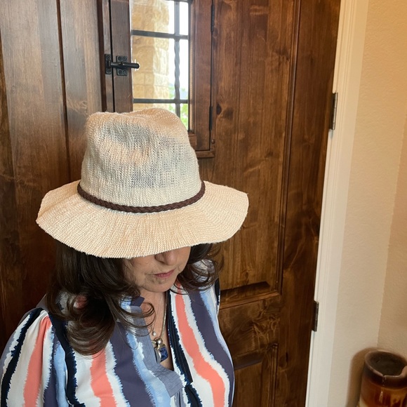 Stylish Fedora Sun Hat - Picture 7 of 7